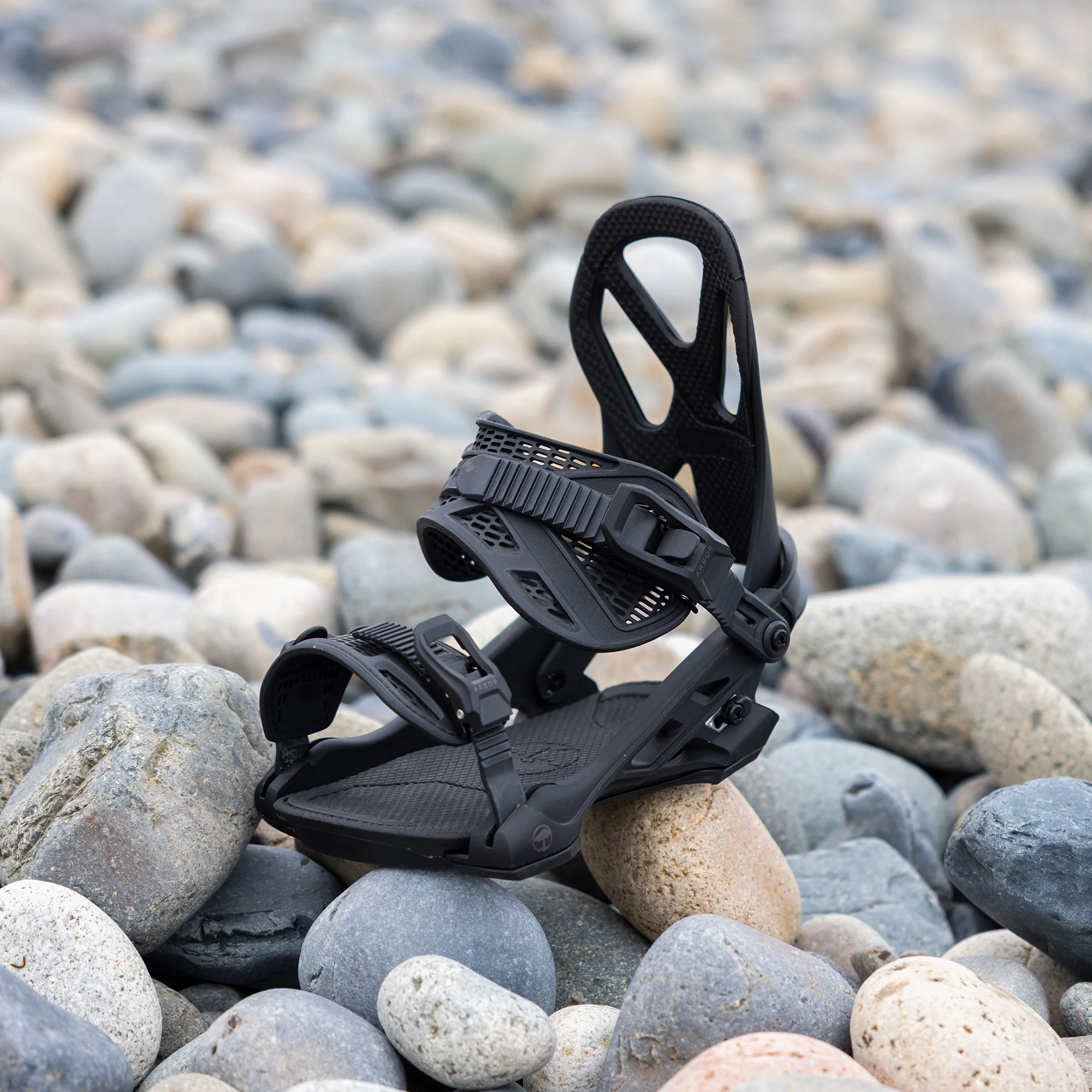 Hemlock Black - Image 12